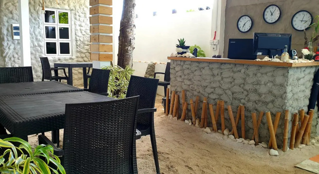 Dravida Hotel, Boek Hotel Maamigili Ari Atoll