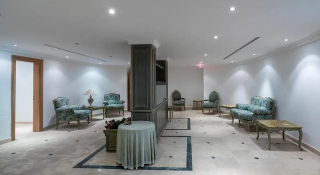The Palace Marbella - Lavish Beachfront Villa, Забронировать Вилла Эстепона Коста-дель-Соль