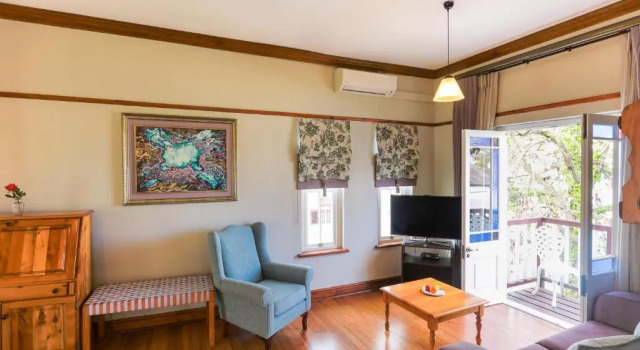 Junior Suite/ Honeymoon Suite Boschhuis Apartments - Stellenbosch