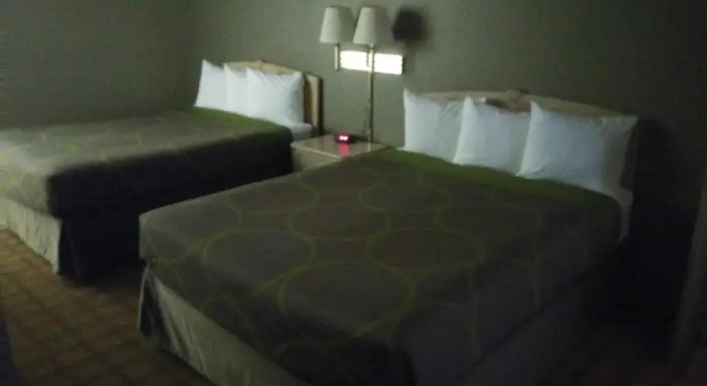 Четырёхместный люкс Albuquerque Hotel West