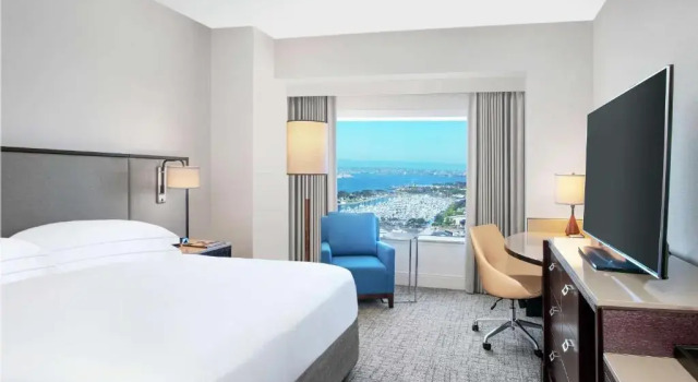 Hilton San Diego Bayfront, Забронировать Отель СПА-отели Сан-Диего, рядом с Квартал газовых фонарей, SPA-услуги