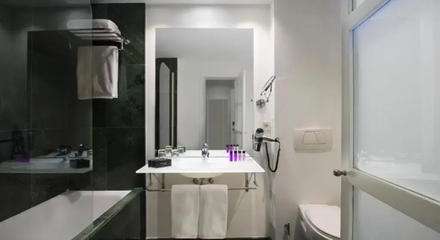 Двухместный номер с балконом INNSiDE by Meliá Palma Center