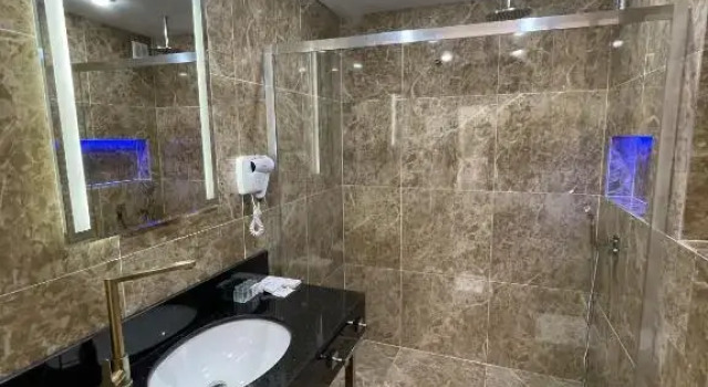 Camera doppia Deluxe con balcone e con vista mare Grand Hotel Sukhum