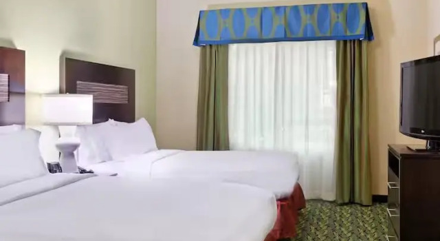 Шестиместный люкс с 2 комнатами Homewood Suites by Hilton Orlando Airport