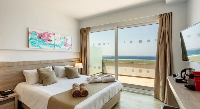 Двухместный люкс c 1 комнатой с видом на море Akti Imperial Deluxe Resort & Spa Dolce by Wyndham
