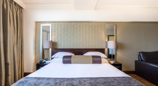Люкс Superior Belaire Suites Hotel