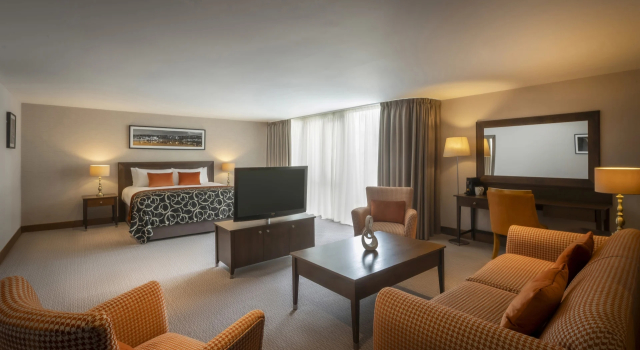 Двухместный люкс Clayton Hotel Dublin Airport