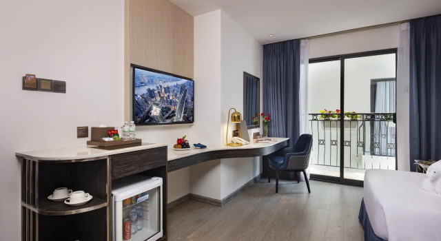 Двухместный номер Premier with window Erica Nha Trang Hotel