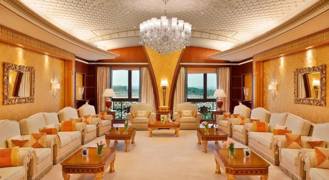 Corner Suite Royal с 2 комнатами The Ritz-Carlton, Riyadh