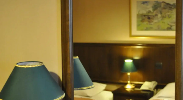 Трёхместный номер Standard Nicola Hotel