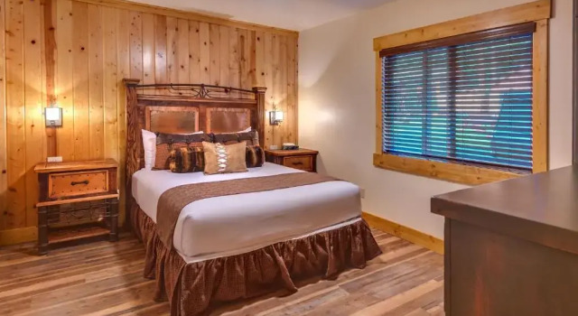 Cabin с 2 комнатами Cedar Glen Lodge