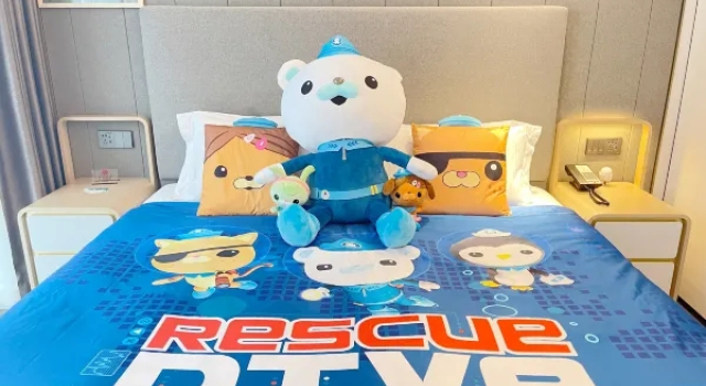 Четырёхместный люкс Deluxe Octonauts Family Theme с 2 комнатами Ascott Raffles City Chongqing