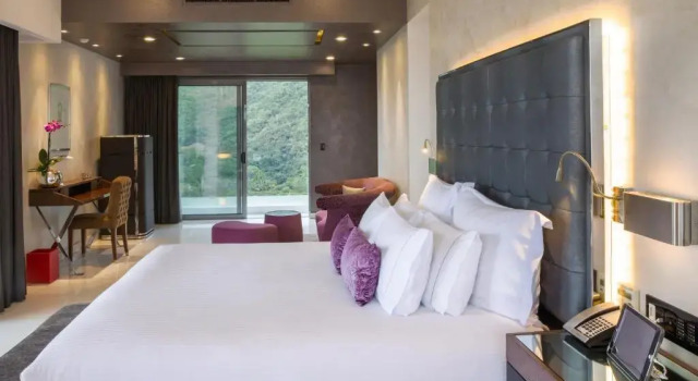 Двухместный люкс North Corner Mousai Ultra Hotel Mousai