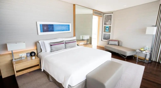 Двухместный клубный полулюкс Avani с видом на реку Avani Plus Riverside Bangkok Hotel