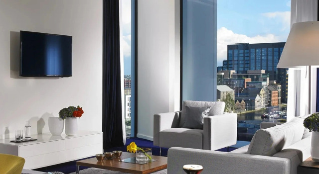 Люкс The Schwartz Anantara The Marker Dublin- A Leading Hotel of the World