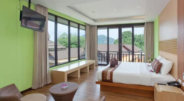 Двухместный номер Superior Phi Phi Long Beach Resort & Villa