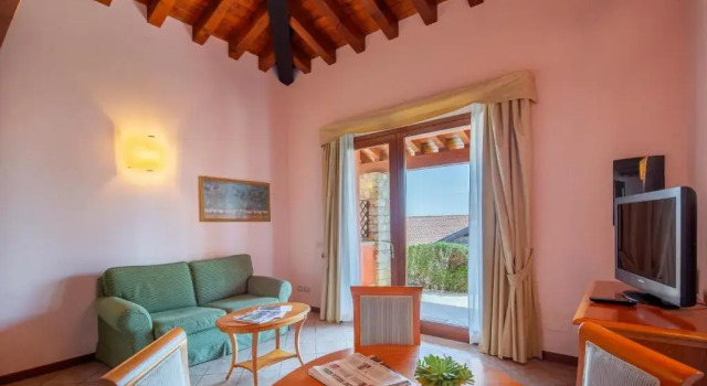 Domina Borgo degli Ulivi - Garda Lake, Забронировать Отель Гардоне Ривьера озеро Гарда