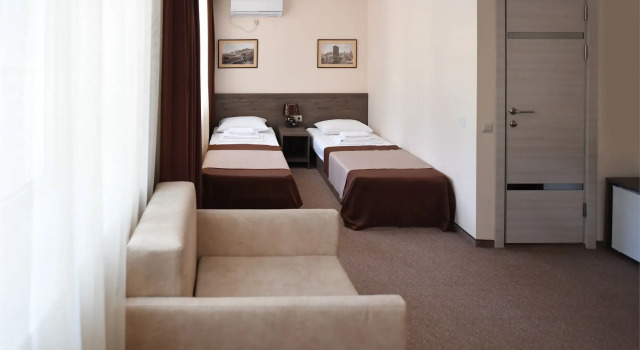 2 Bedrooms Family South Junior Suite Pension Feodora