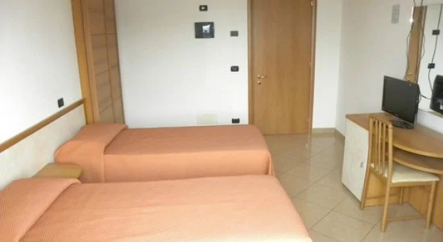 Hotel Linda, Prenota Hotel Roncofreddo Emilia-Romagna