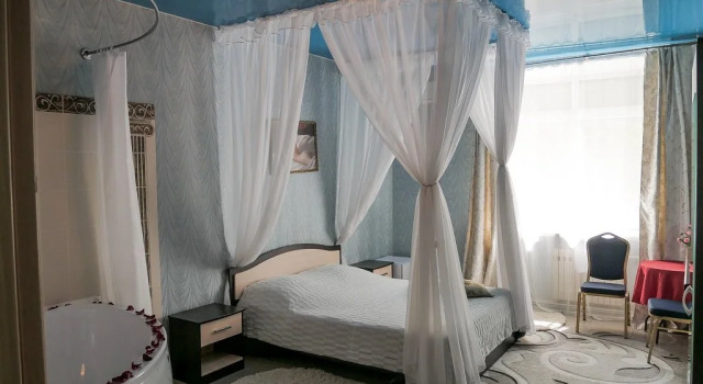 Люкс Clever Hotel