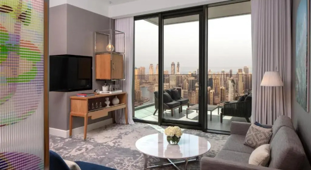Двухместный номер Sky Premium с балконом SLS Dubai Hotel & Residences