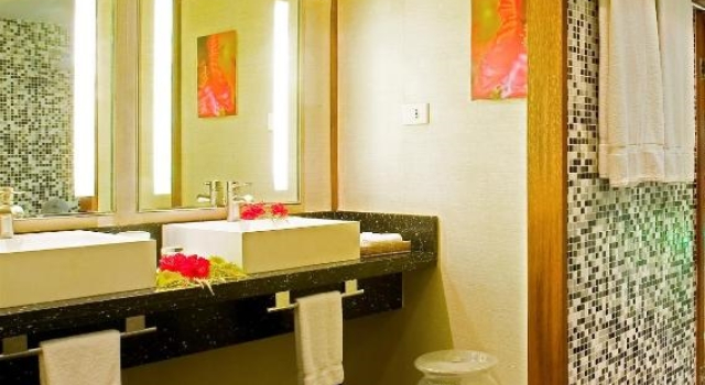 Двухместное бунгало Superior с видом на океан Sofitel Kia Ora Moorea Beach Resort