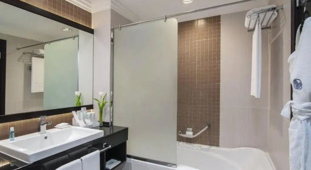 Двухместный люкс c 1 комнатой Отель Towers Rotana