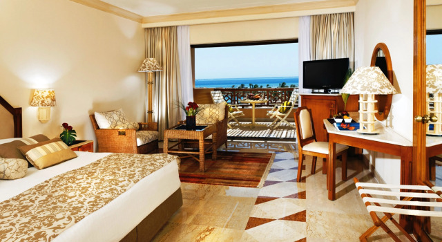 Двухместный полулюкс с видом на море Continental Hotel Hurghada