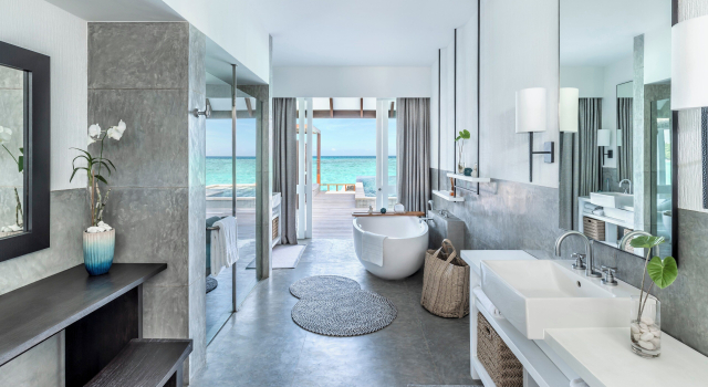 Люкс Land and Ocean с 3 комнатами Four Seasons Resort Maldives at Landaa Giraavaru