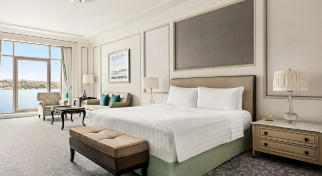 Shangri-La Bosphorus, Istanbul