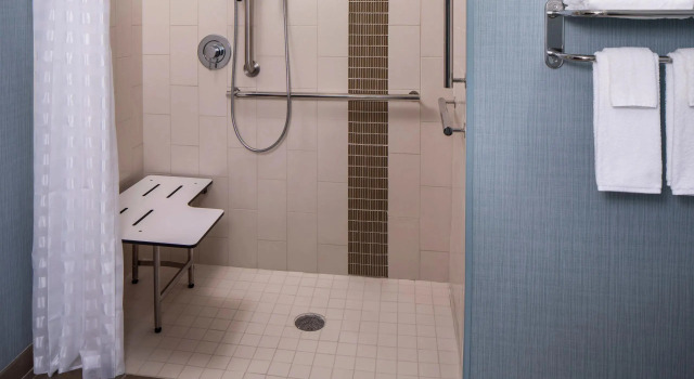 Номер Accessible Hyatt Place Mount Pleasant Towne Centre