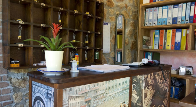 Hotel Il Pietreto, Забронировать Отель Колле-ди-Валь-д'Эльса Val D'Elsa