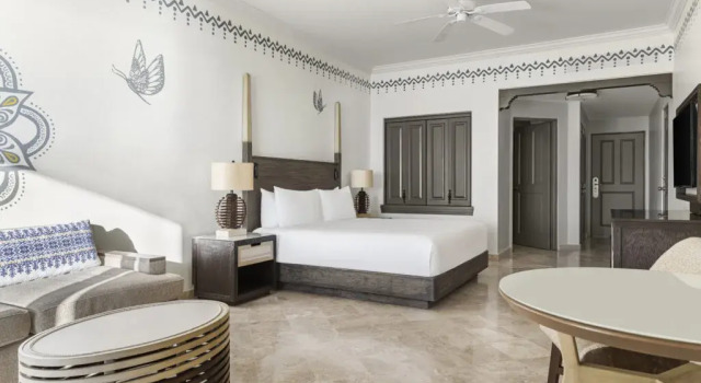 Двухместный полулюкс Altamar с балконом и с видом на океан Hilton Los Cabos