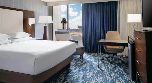 Номер Hyatt Regency DFW International Airport