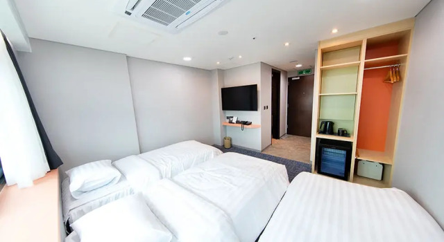 Трёхместный номер Multi Seoul Olympic Parktel