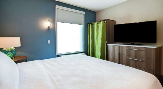 Двухместная студия люкс Home2 Suites By Hilton Terre Haute