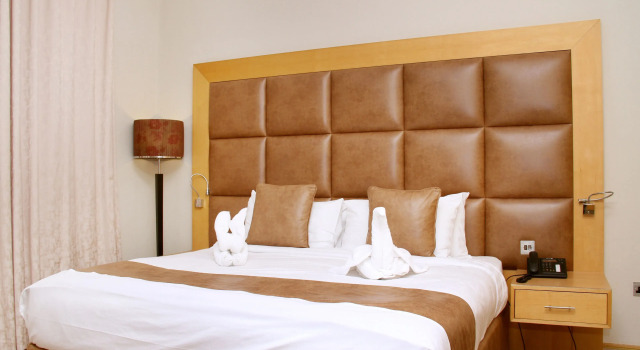 Двухместный полулюкс The Leela Hotel
