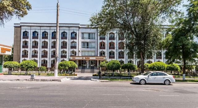 Hosilot, Prenota Hotel Hotel a Taskent con parcheggio, Parcheggio