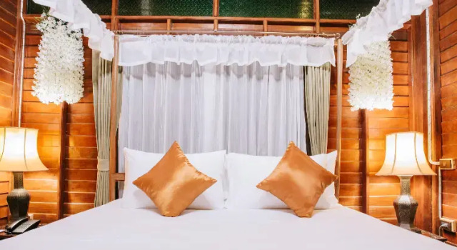 Люкс Chuchaiburi Sri Amphawa