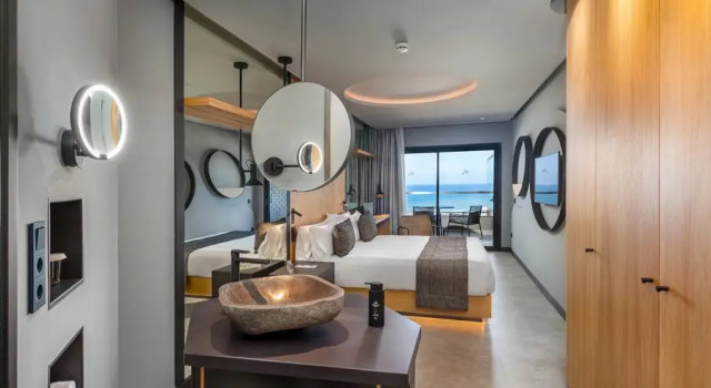 Двухместный номер Superior с балконом и с красивым видом из окна Hotel Faro, a Lopesan Collection Hotel