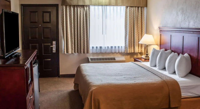 Двухместный люкс c 1 комнатой Quality Inn & Suites Fife Seattle