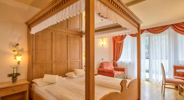 Полулюкс Romantic Diamant Spa Resort