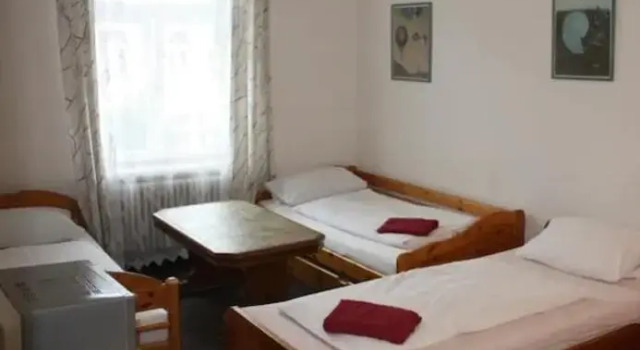 Четырёхместный номер Shared Toilet and Shower Hotel Pension Schmellergarten