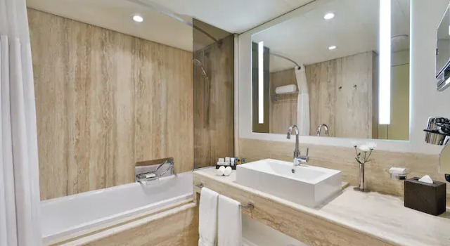 Двухместный номер Deluxe Transcorp Hilton Abuja