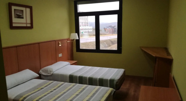 Hostal Pico Agujas, Book Hotel San Isidro Castile and Leon
