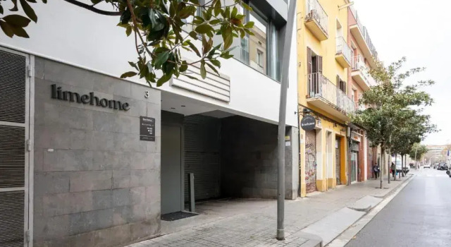 Limehome Barcelona Rector Triadó