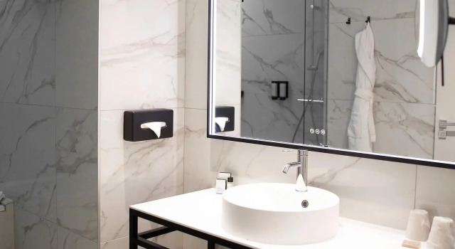 Двухместный номер Prestige с балконом Le Grand Hôtel Grenoble, BW Premier Collection by Best Western