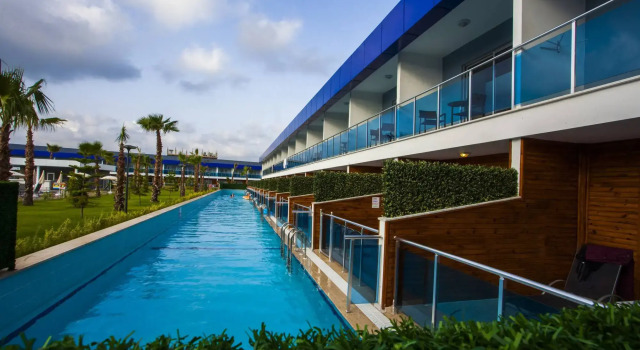 Номер Dublex Swim Up Eftalia Marin Resort