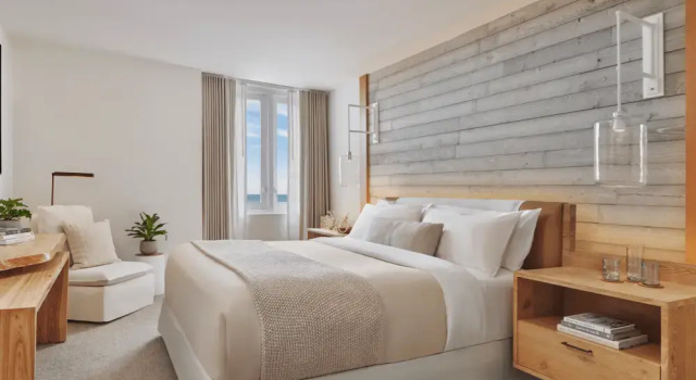 Двухместный люкс c 1 спальней с балконом и с видом на океан the Perry South Beach