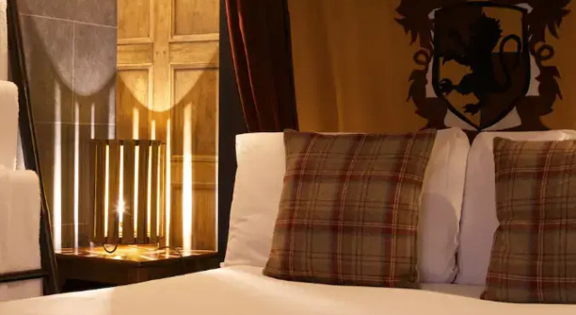 Шестиместная Chamber Family Wizard Georgian House Hotel